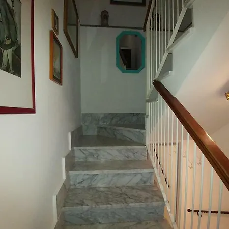Casa Telemaco بيت للعطل